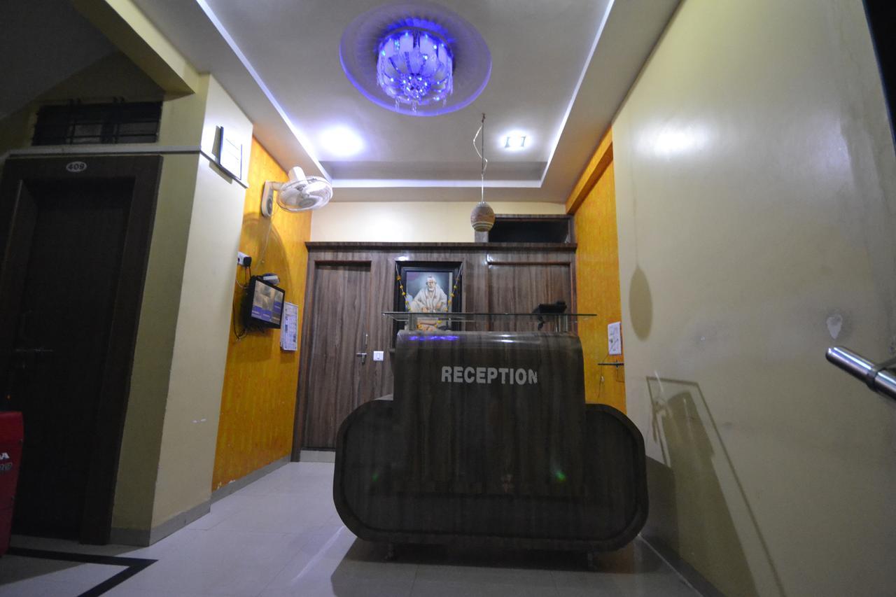 Hotel Madhava 쉬르디 외부 사진